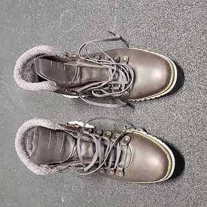 ColeHaan waterproof boots